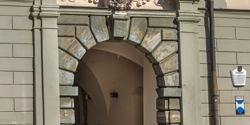 arco medio punto austria